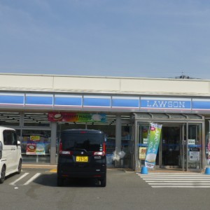 ローソン川津店