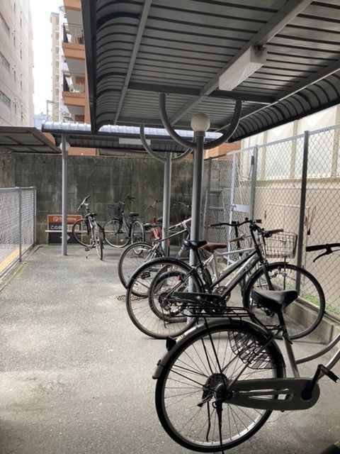 【駐輪場】雨が降っても濡れにくい駐輪場完備です