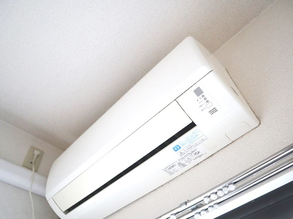 【冷暖房・空調設備】エアコン付き