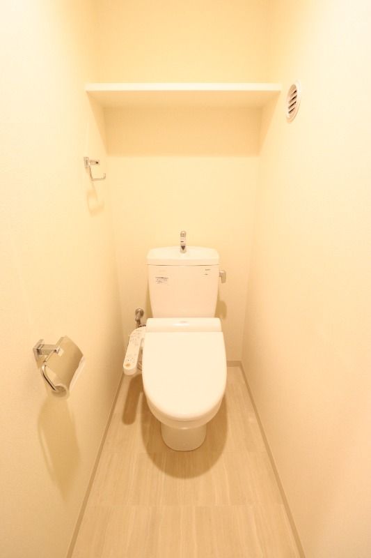 【トイレ】※写真は同タイプ別部屋です。