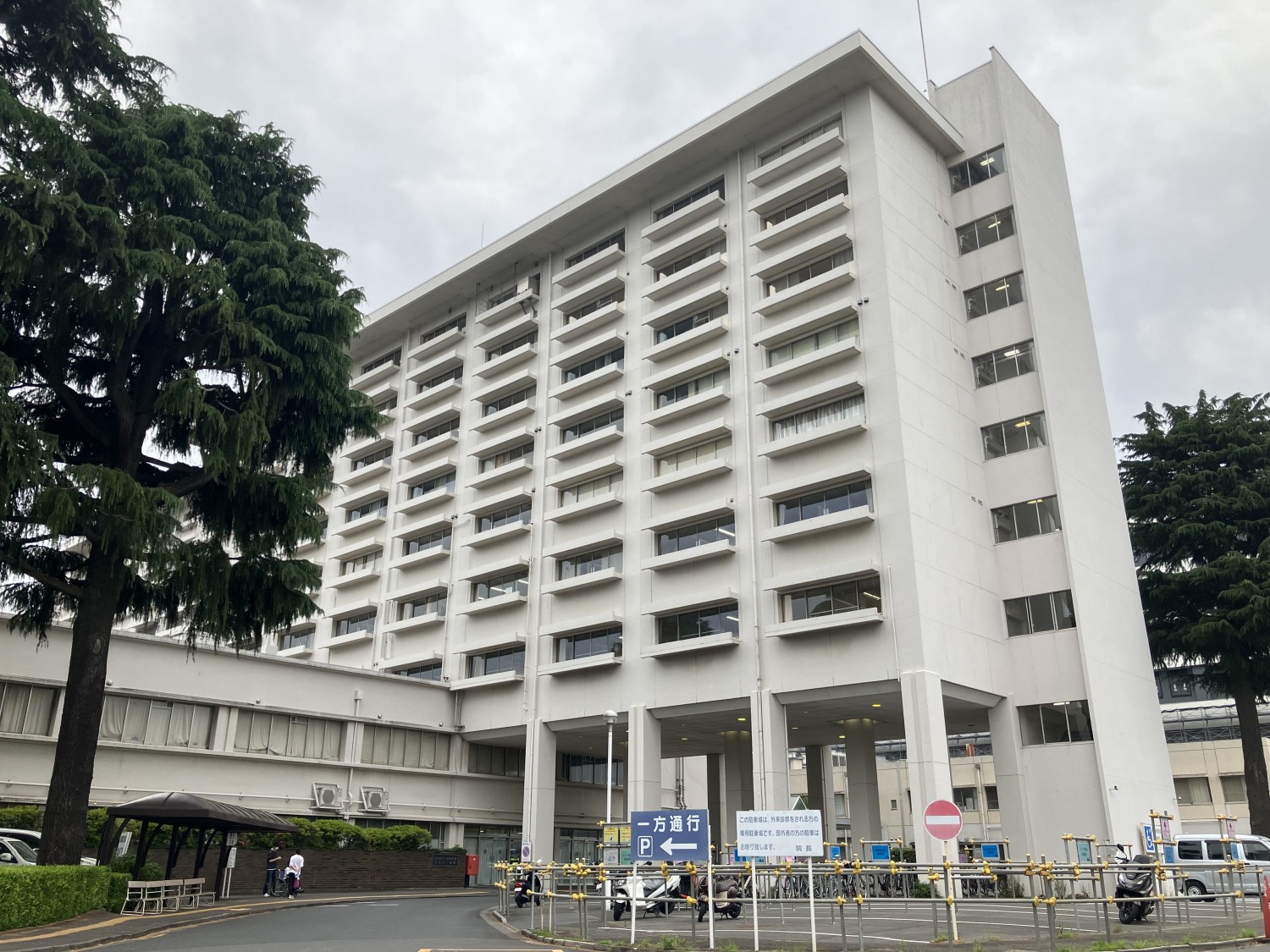 東京慈恵会医科大学附属第三病院　1900ｍ