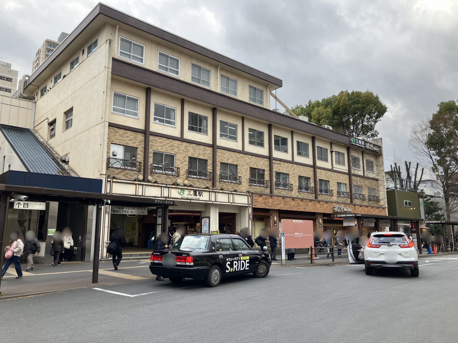 JR中央線　三鷹駅　3100ｍ