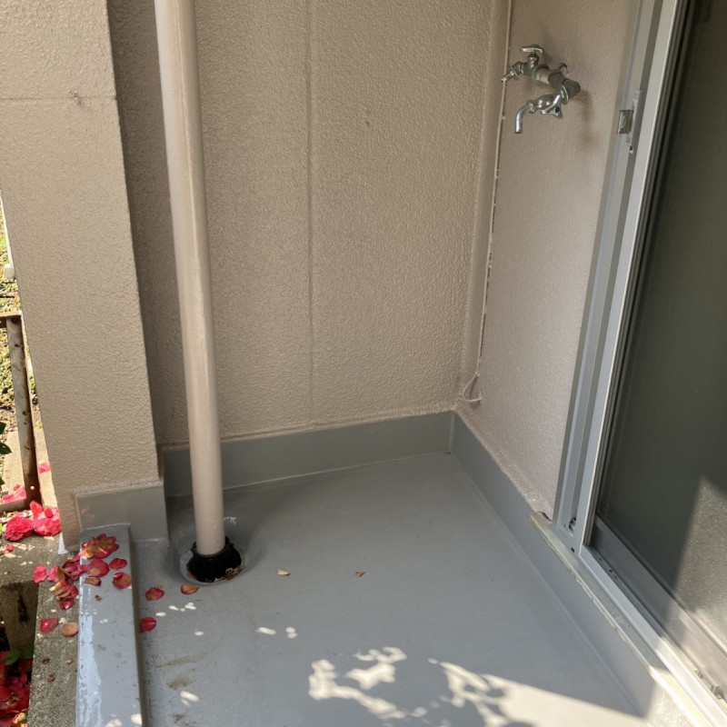 屋外洗濯機置き場